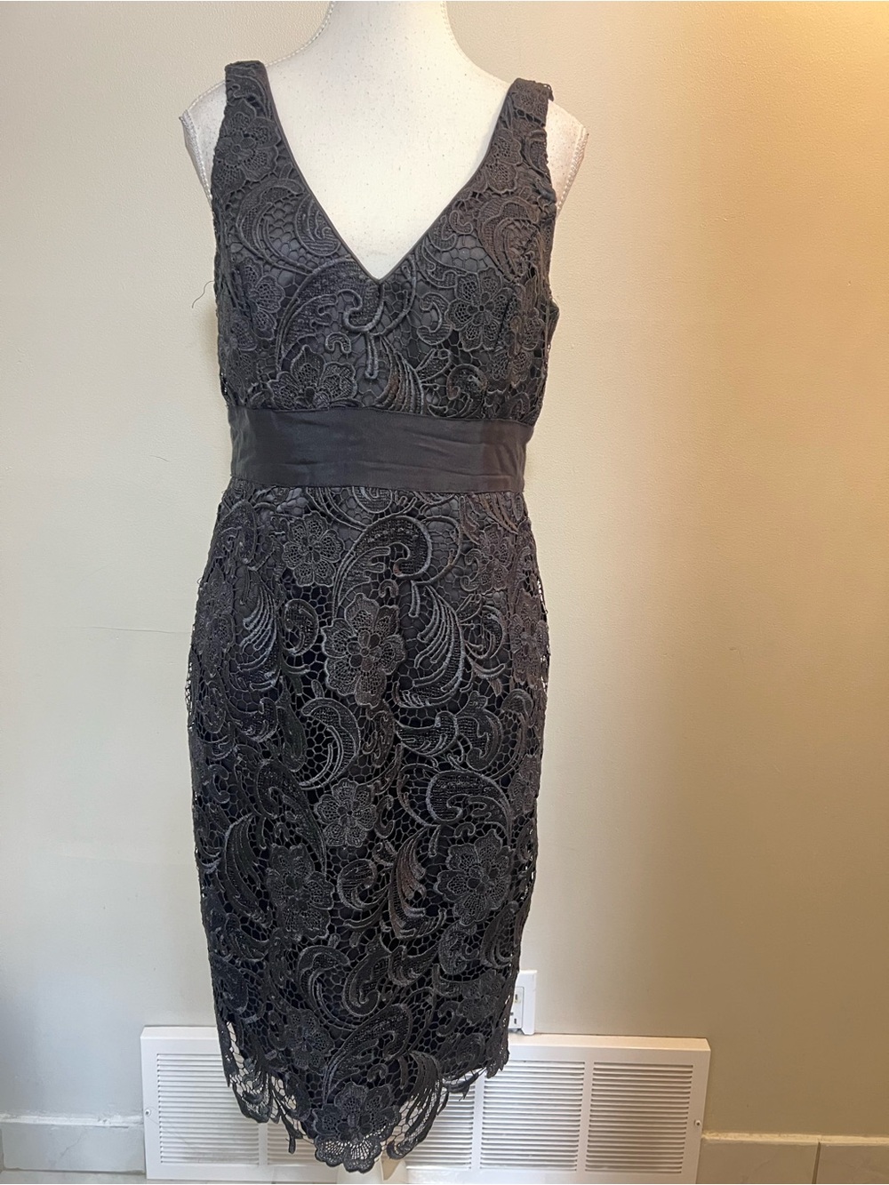Adrianna Papell Evening Black Lace Sheath Cocktail Dress Size 10